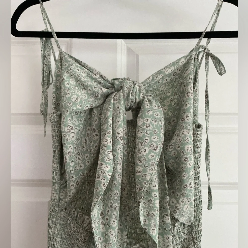 ✨ Mabel Garden Midi Dress – Green & White Floral – Size Large ✨ - Picture 3 of 10